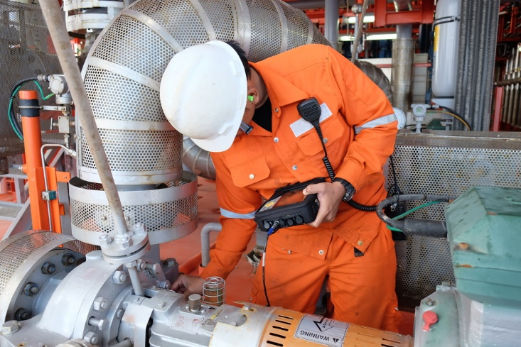 Figure 5: Vibration monitoring is a fundamental technique in an electrical motor inspection program.