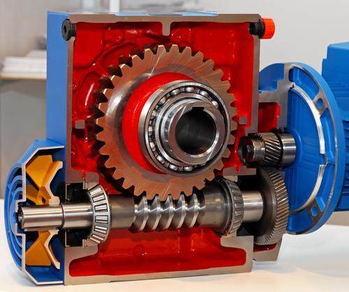 Figure 3. Gear train with worm gear system