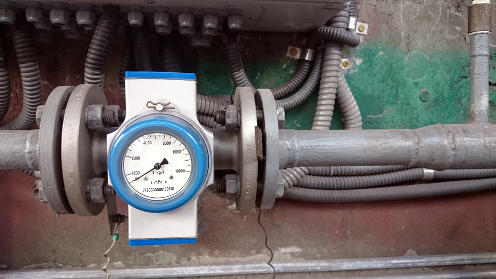 Figure 21: Analog scale flowmeter installed in pipe.